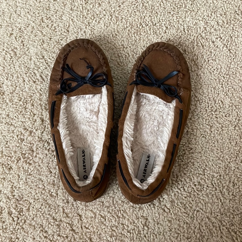 Brown-Slippers